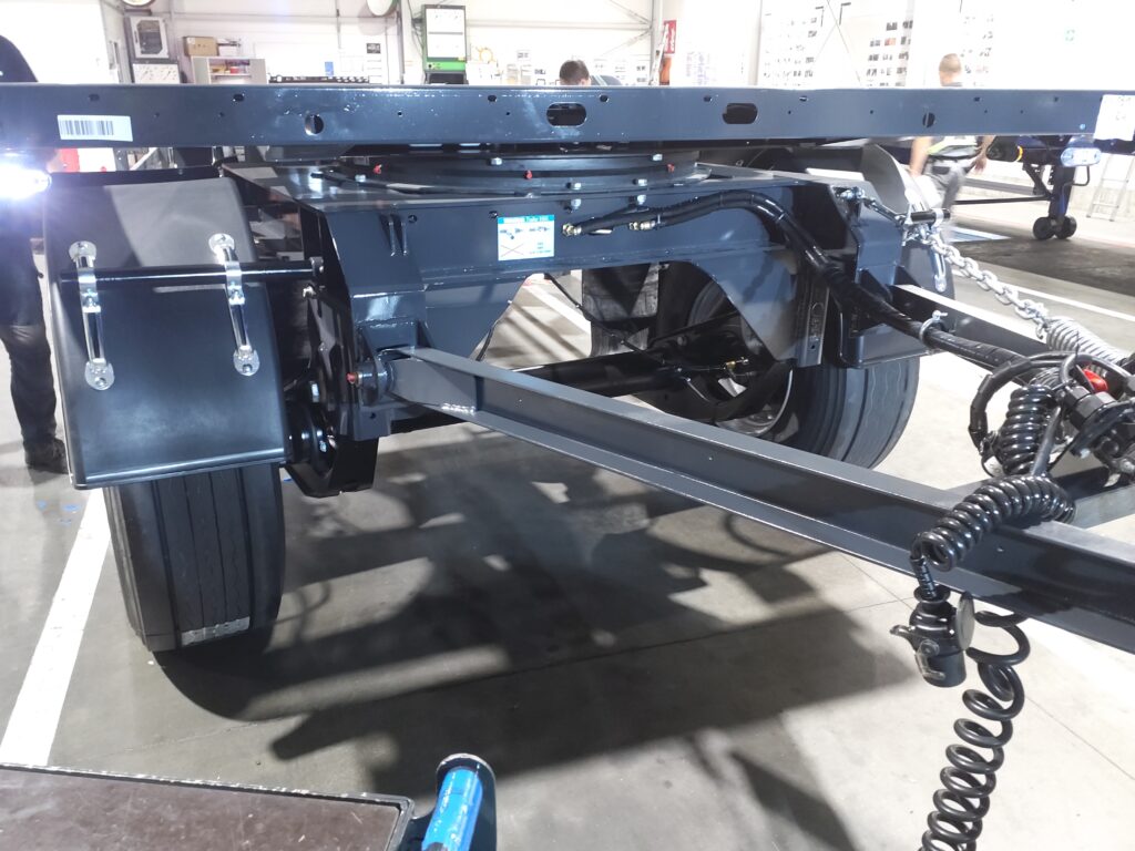 Wielton Podwozie przyczepy na obrotnicy do dalszej zabudowy