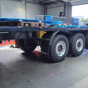 Wielton Naczepa kurtyna Burta ( KIT )