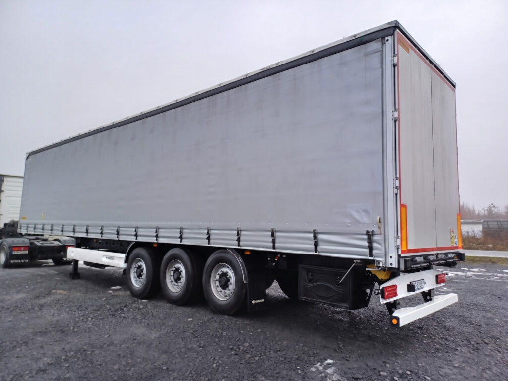 Wielton Kurtyna M4 1120 Standard